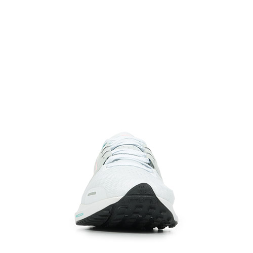 Nike Wmns Air Zoom Vomero 16