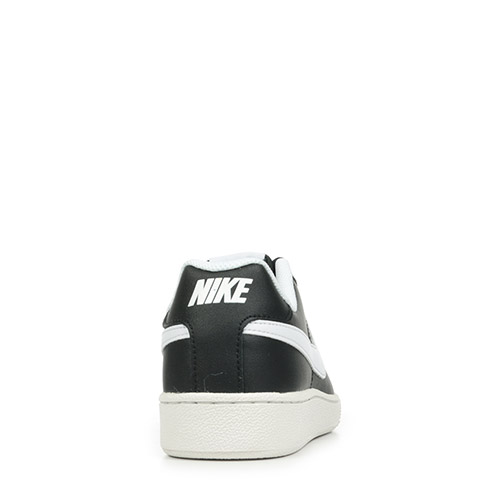 Nike Court Royale