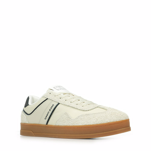Tommy Hilfiger The Greenwich Mix Media