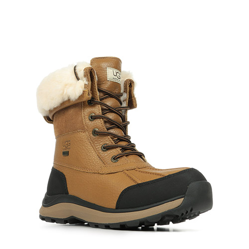 UGG W Adirondack Boot III