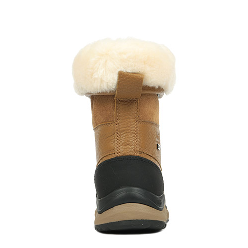 UGG W Adirondack Boot III