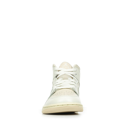 Nike Wmns Air Jordan 1 Mid
