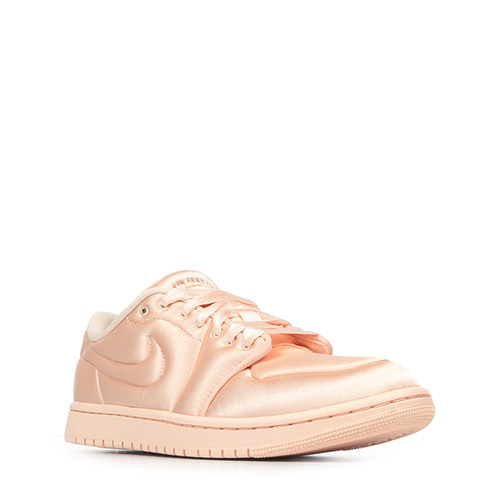 Nike Wmns Air Jordan 1 MM Low