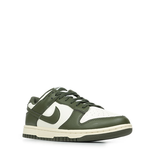 Nike Dunk Low Retro