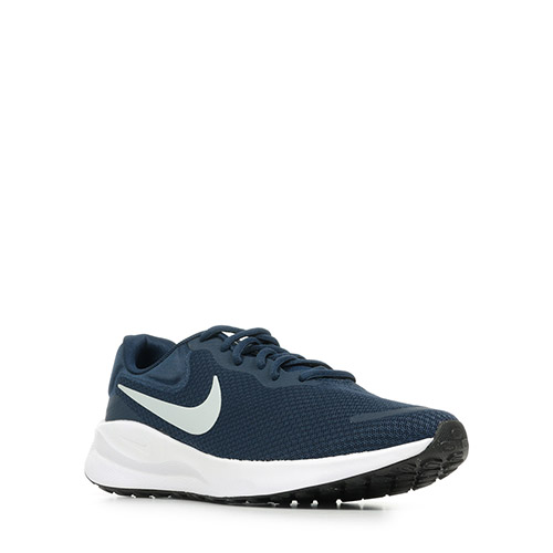 Nike Revolution 7
