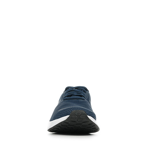 Nike Revolution 7