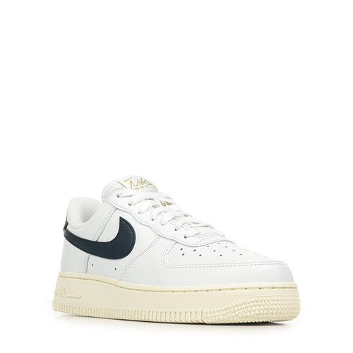Nike Air Force 1 07 Flyease