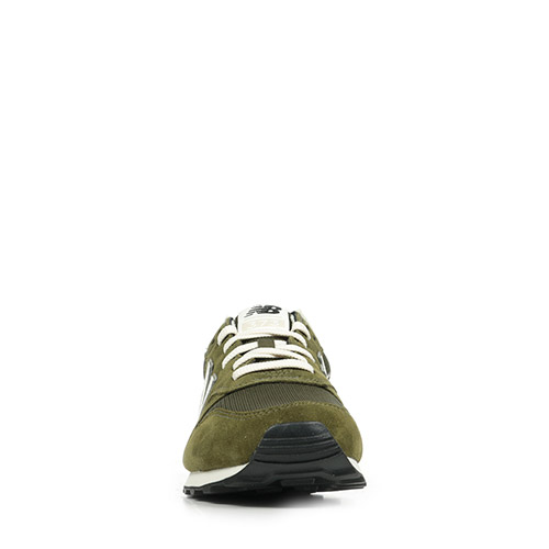 New Balance 373