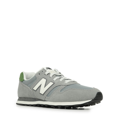 New Balance 373