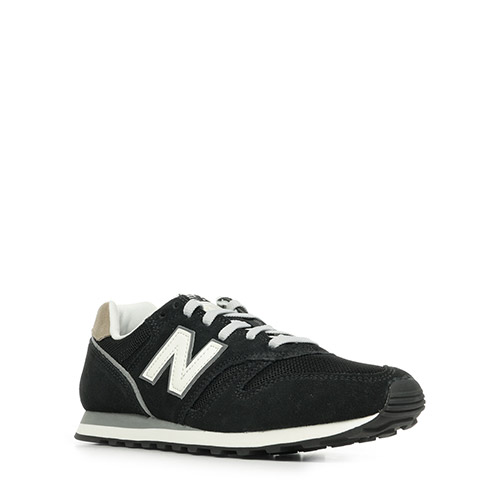New Balance 373
