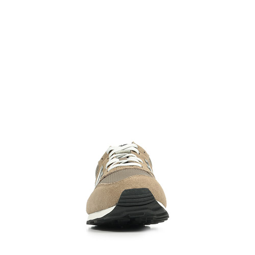 New Balance 373