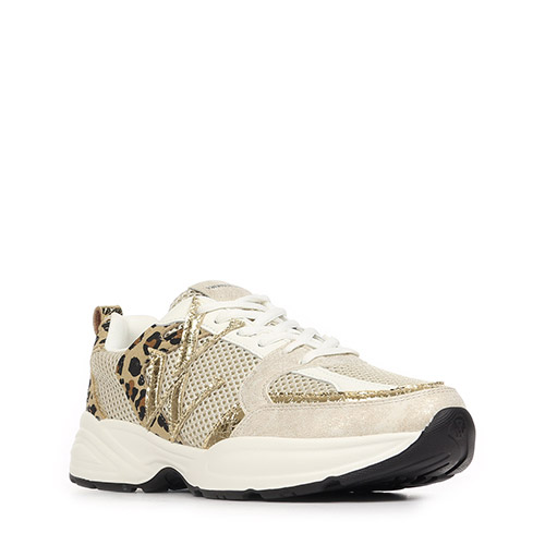 Vanessa WU Gigi Initials