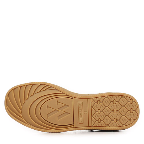 Vanessa WU Aura Initials