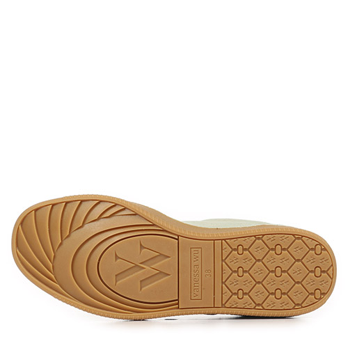 Vanessa WU Aura Initials