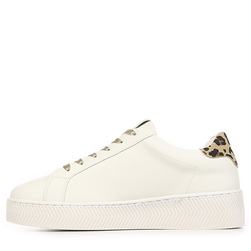 Vanessa WU Jane Initials