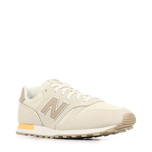 New Balance 373
