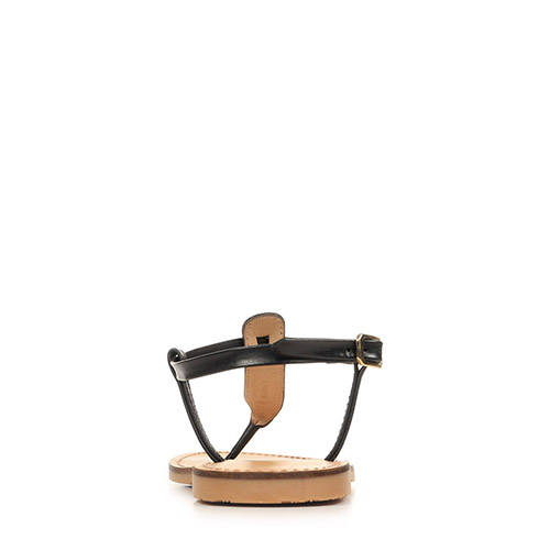 Les Tropéziennes by M Belarbi Harvil