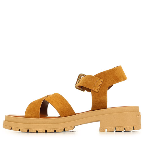 Les Tropéziennes by M.Belarbi Tihasued