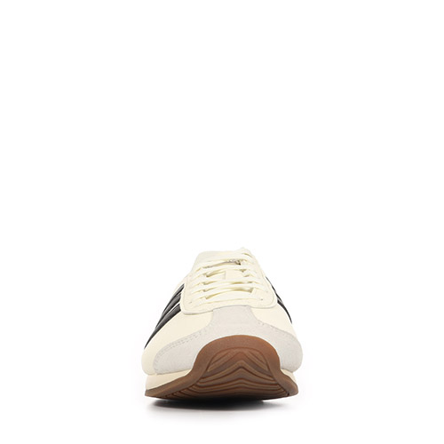 adidas Runvista