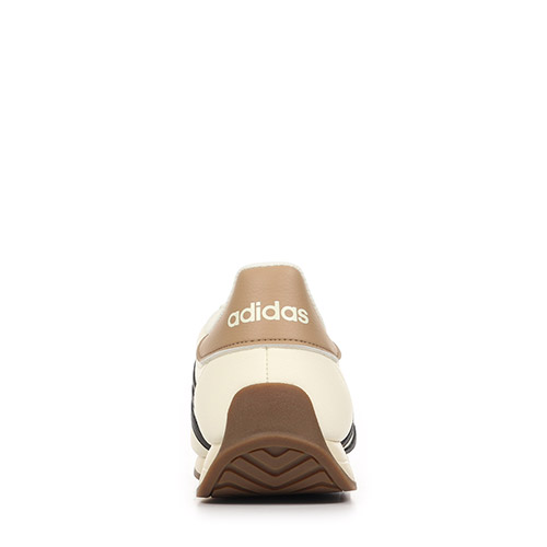 adidas Runvista
