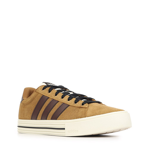 adidas Daily 4.0