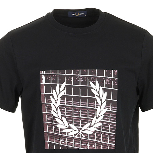 Fred Perry Laurel Wreath Graphic