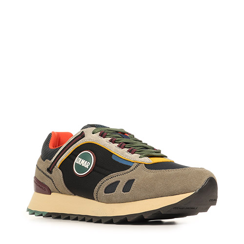 Colmar Travis Sport Division