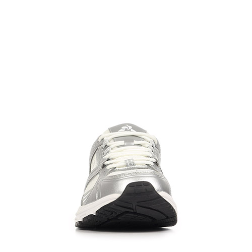 Le Coq Sportif R2000