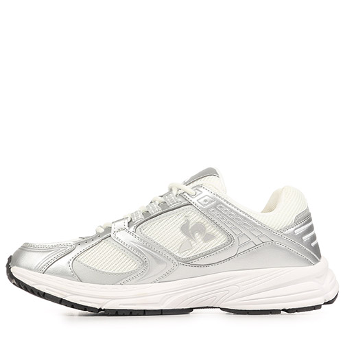 Le Coq Sportif R2000