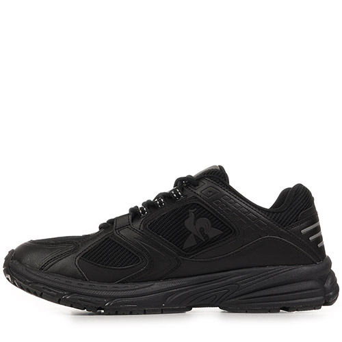 Le Coq Sportif R2000