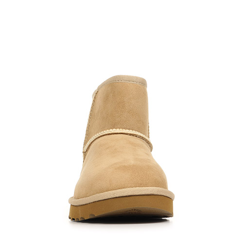 UGG Classic Mini II