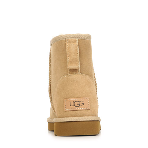 UGG Classic Mini II