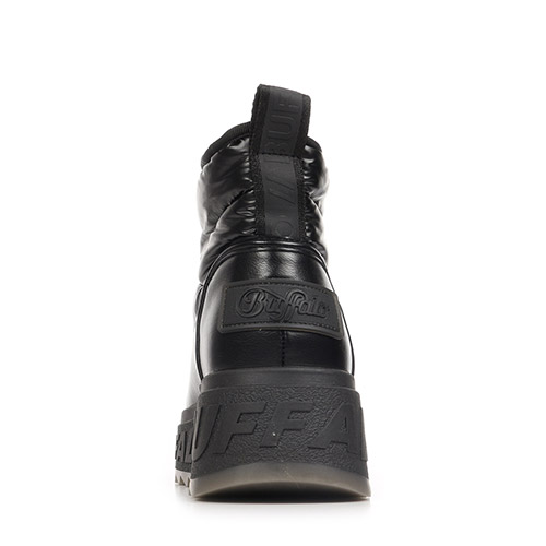 Buffalo Eliza Snow Short
