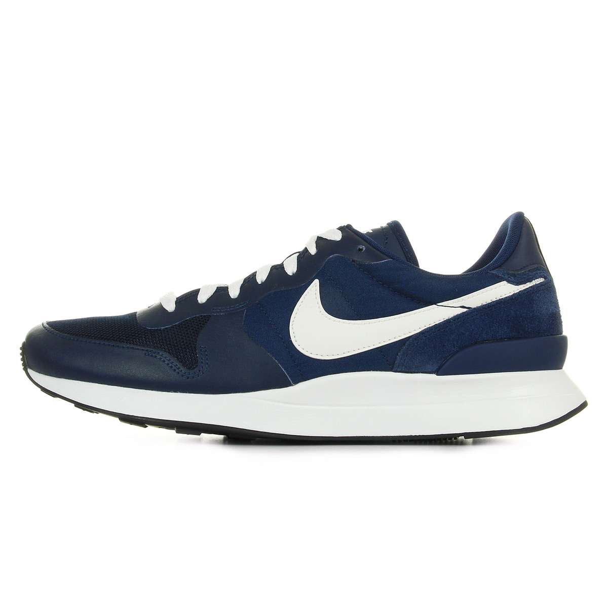 nike internationalist lt17