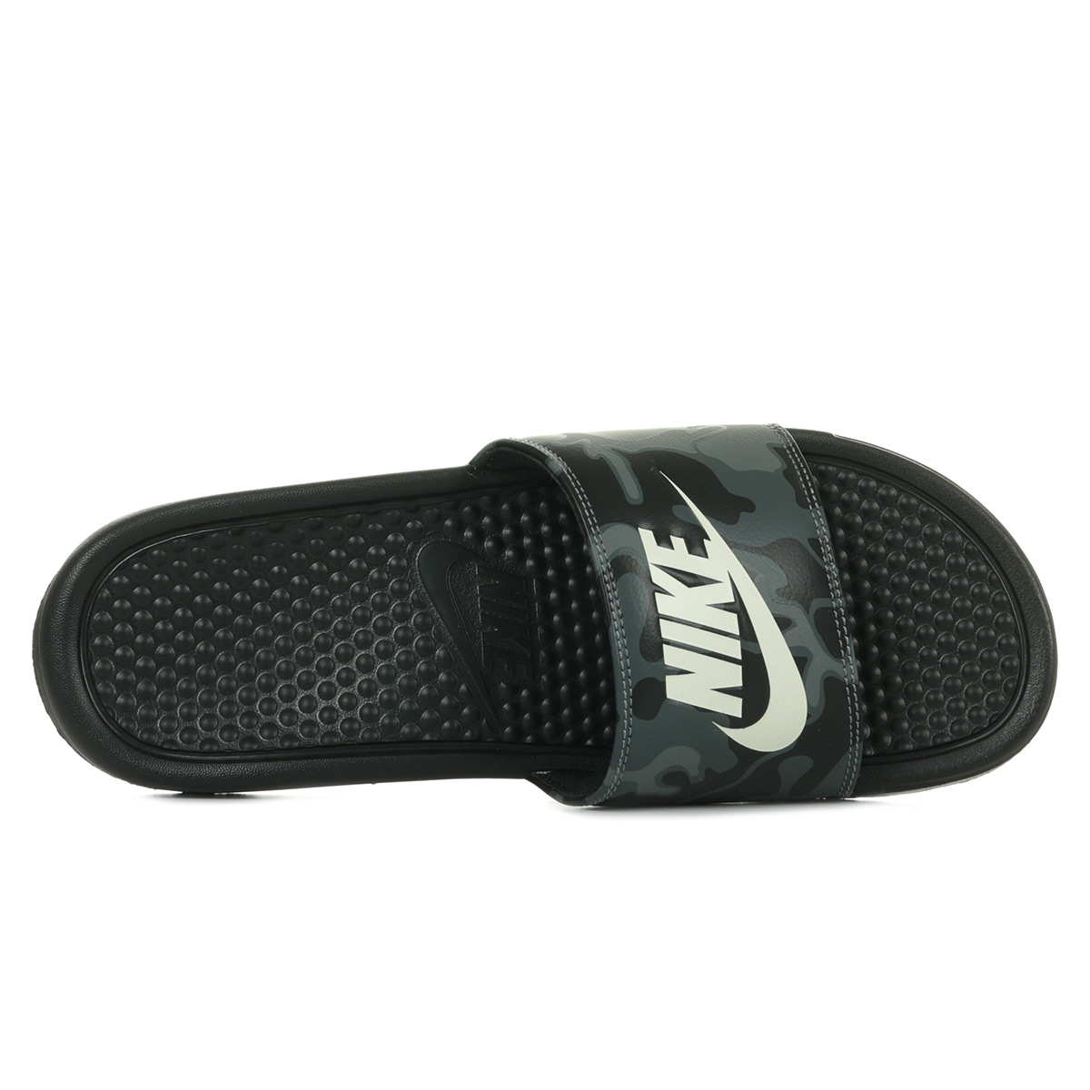 claquette benassi nike