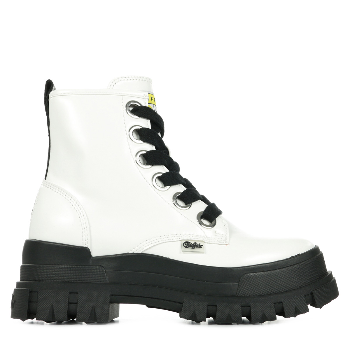 chaussure bottine a talon